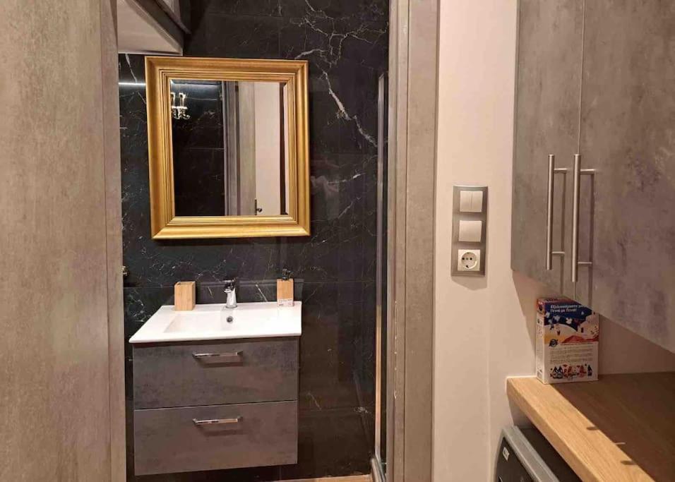 Royal Blue Grand Suite No 4 Piraeus Port Ngoại thất bức ảnh